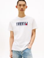 Camiseta-de-cuello-redondo-con-logo