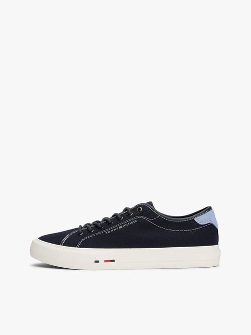 Zapatillas-de-lona-con-logo-distintivo