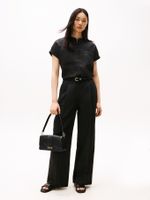 Blusa-amplia-de-manga-corta-en-lino