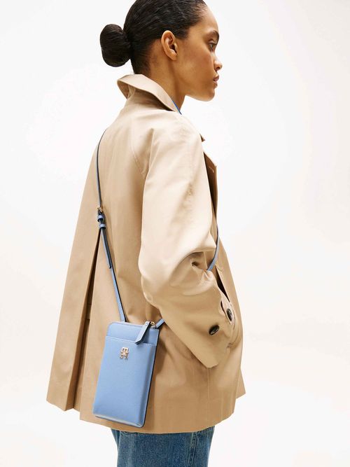 Bolso-cruzado-para-movil-con-monograma-TH