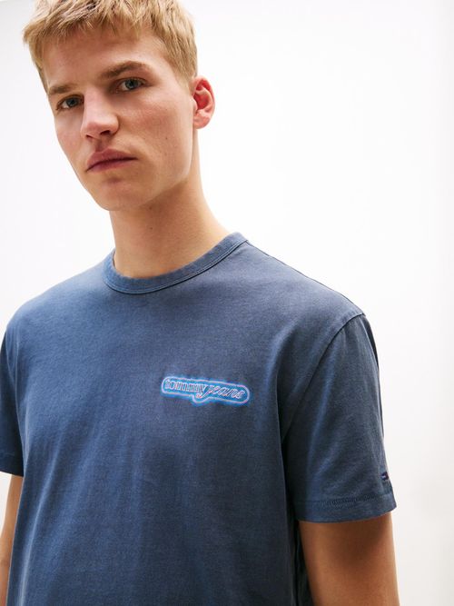 Camiseta-de-cuello-redondo-con-estampado