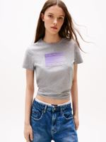 Camiseta-de-cuello-redondo-con-logo-degradado