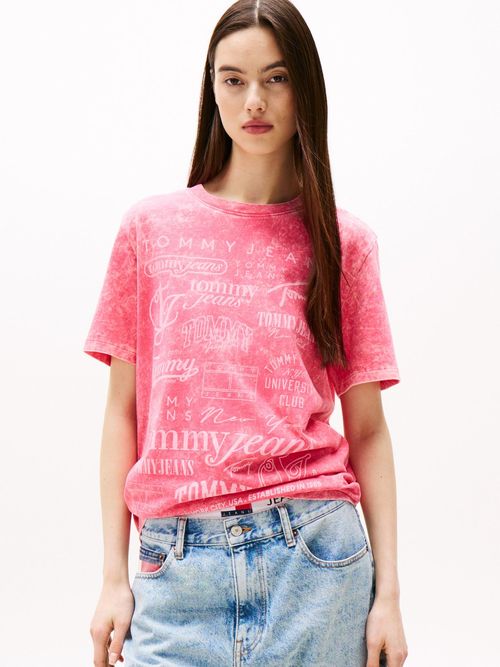 Camiseta-multilogo-de-corte-amplio