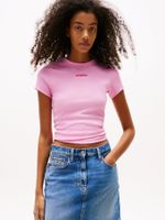 Camiseta-slim-con-logo