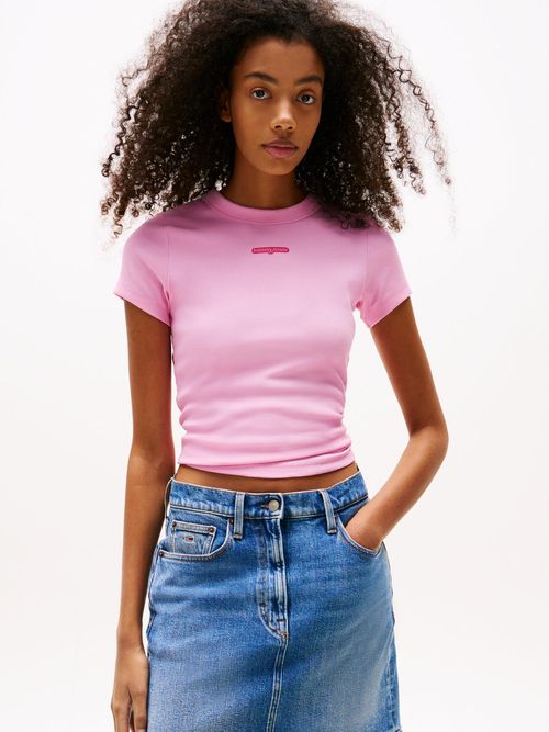 Camiseta-slim-con-logo