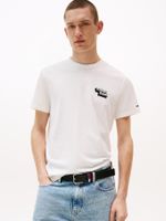Camiseta-slim-con-logo-3D
