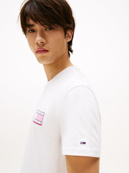 Camiseta-slim-con-logo-tonal