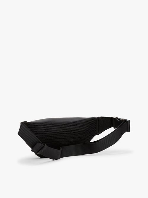 Cangurera-granulada-con-logo-metalico