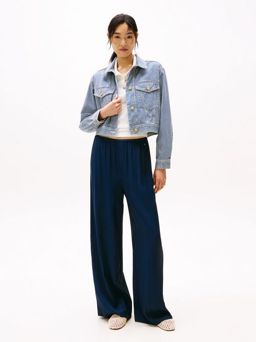 Chaqueta-denim-oversize-con-logo