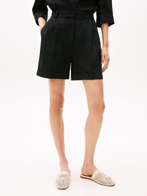 Pantalon-corto-de-lino-
