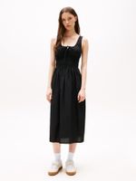 Vestido-midi-en-popelin-de-corte-slim