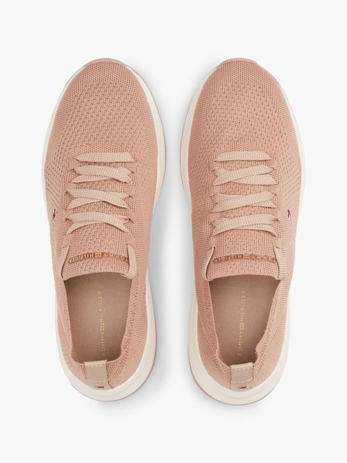 Zapatillas-de-punto-con-logo-bordado