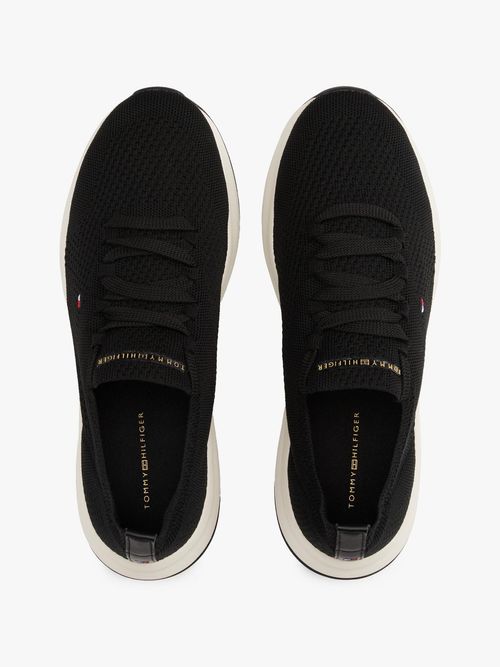 Zapatillas-de-punto-con-logo-bordado