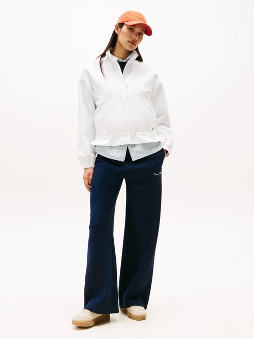 Joggers-de-pernera-recta-con-logo-bordado