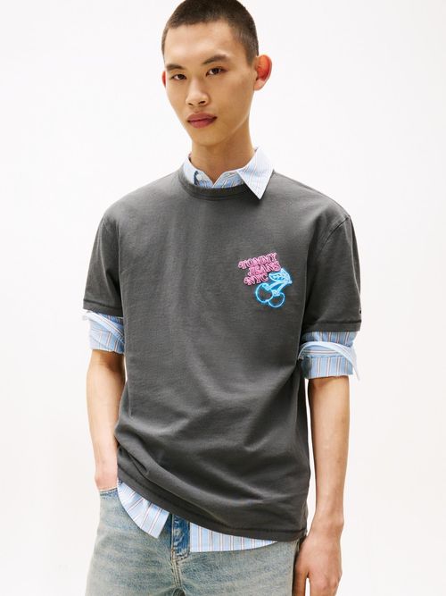 Camiseta-de-cuello-redondo-con-estampado