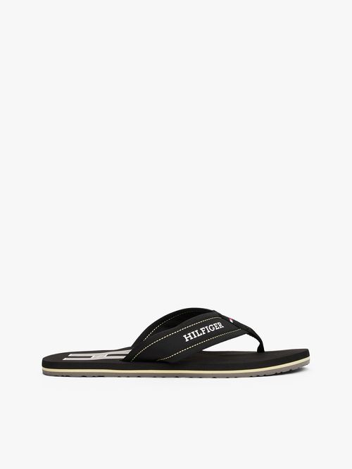 Chancletas-con-monotipo-Hilfiger