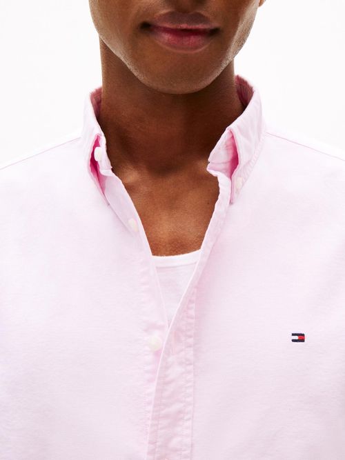 Camisa-de-corte-regular-con-logo-bordado