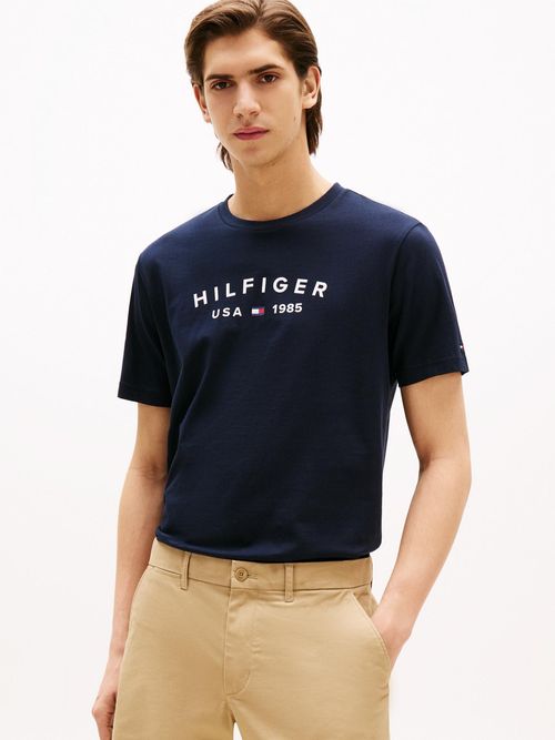 Camiseta-con-logo-estampado
