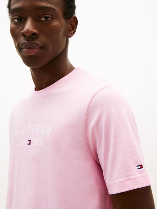 Camiseta-con-logo-estampado