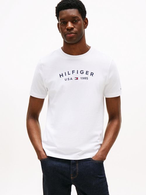 Camiseta-con-logo-estampado