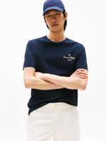 Camiseta-con-logo-NYC-y-logo-delineado