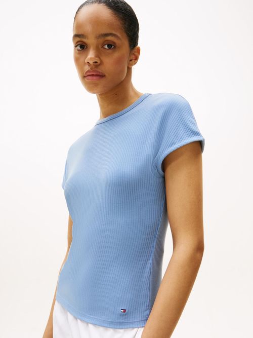 Camiseta-de-manga-casquillo-y-cuello-redondo