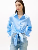 Camisa-con-nudo-delantero-y-corte-amplio