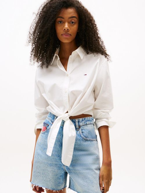 Camisa-con-nudo-delantero-y-corte-amplio