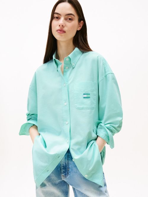 Camisa-de-algodon-Oxford-con-corte-oversize