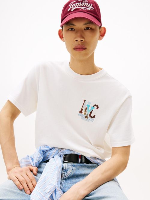 Camiseta-amplia-con-grafico-trasero