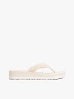 Chancletas-de-cuña-con-monograma-TH