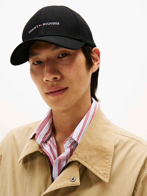 Gorra-de-beisbol-con-logo-bordado