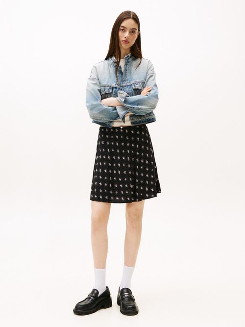 Minifalda-con-estampado-floral