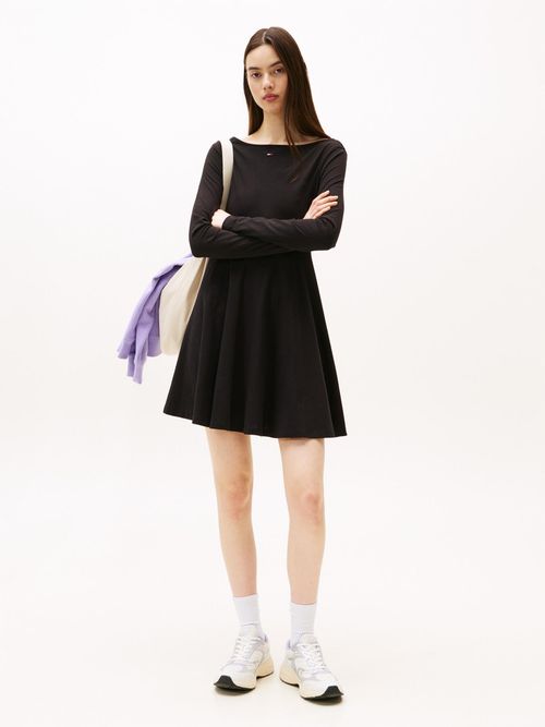 Vestido-corto-evase-plisado