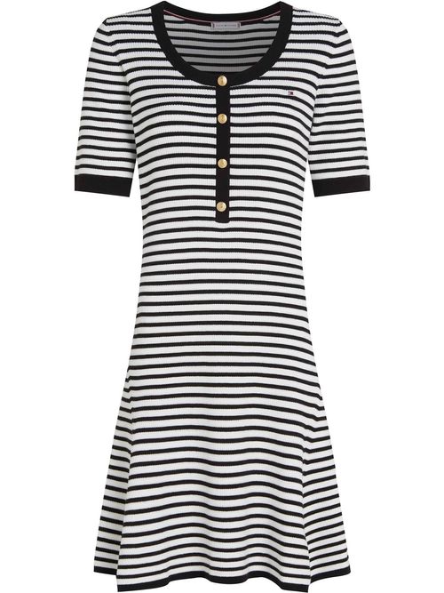 Vestido-de-rayas-con-logo