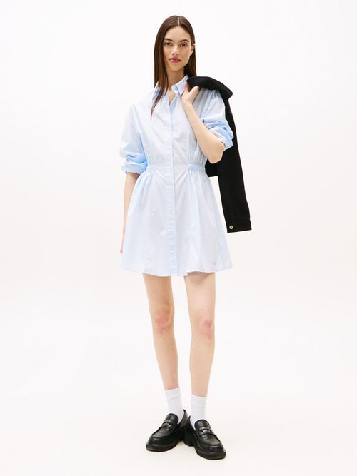 Vestido-de-rayas-con-logo