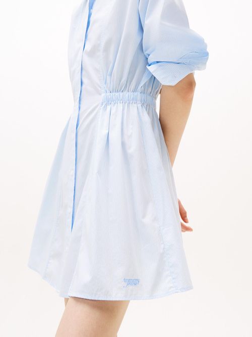 Vestido-de-rayas-con-logo