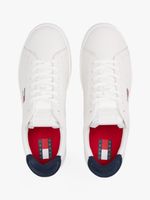 Zapatillas-de-cuero-con-diseño-retro