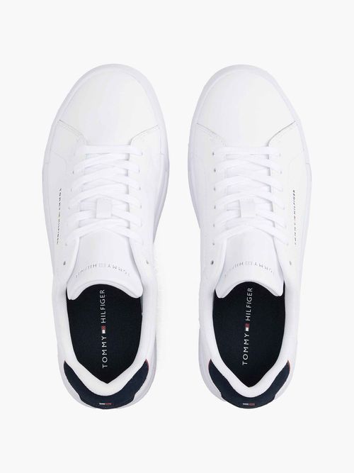 Zapatillas-de-tenis-con-acabado-granulado