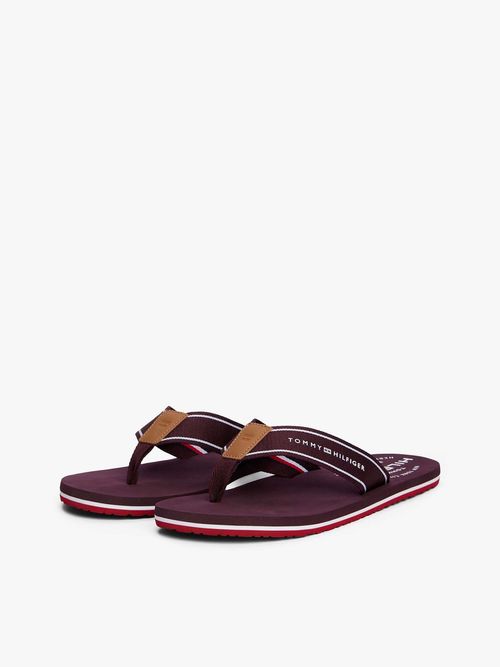 Chancletas-con-tiras-de-tejido-trenzado