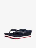 Chancletas-de-cuña-con-logo-esmaltado