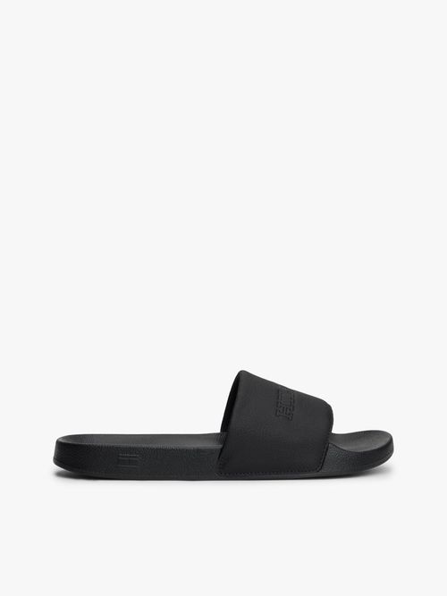 Chancletas-de-piscina-con-logo-tonal