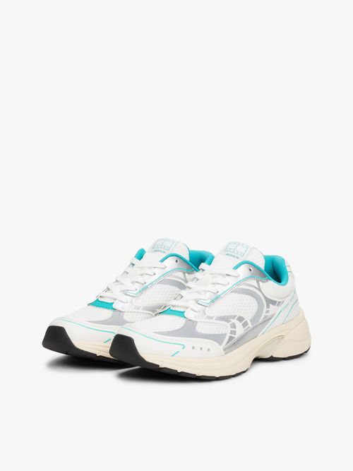 Zapatillas-Archive-Runner-de-texturas-mixtas