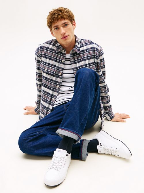 Zapatillas-con-suela-de-tacos-finos