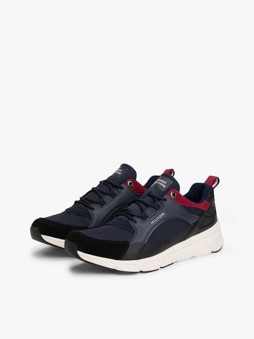 Zapatillas-con-suela-dentada