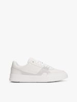 Zapatillas-de-cuero-con-paneles-a-contraste