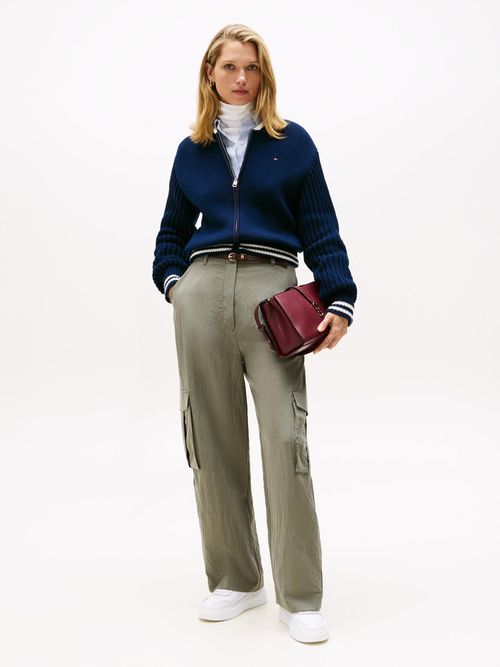 Zapatillas-de-cuero-y-charol-con-plataforma