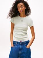 Camiseta-de-corte-slim-con-parche