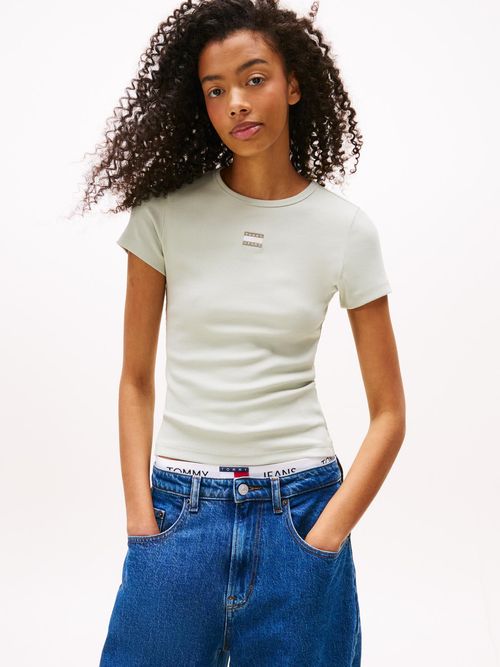 Camiseta-de-corte-slim-con-parche