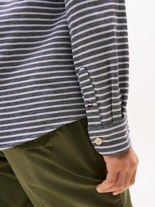 Camisa-de-rayas-texturizadas